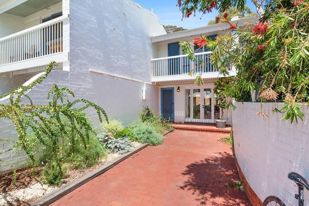 Apartment Stylish, Comfortable And Pet Friendly Home In The Heart Of Kensington