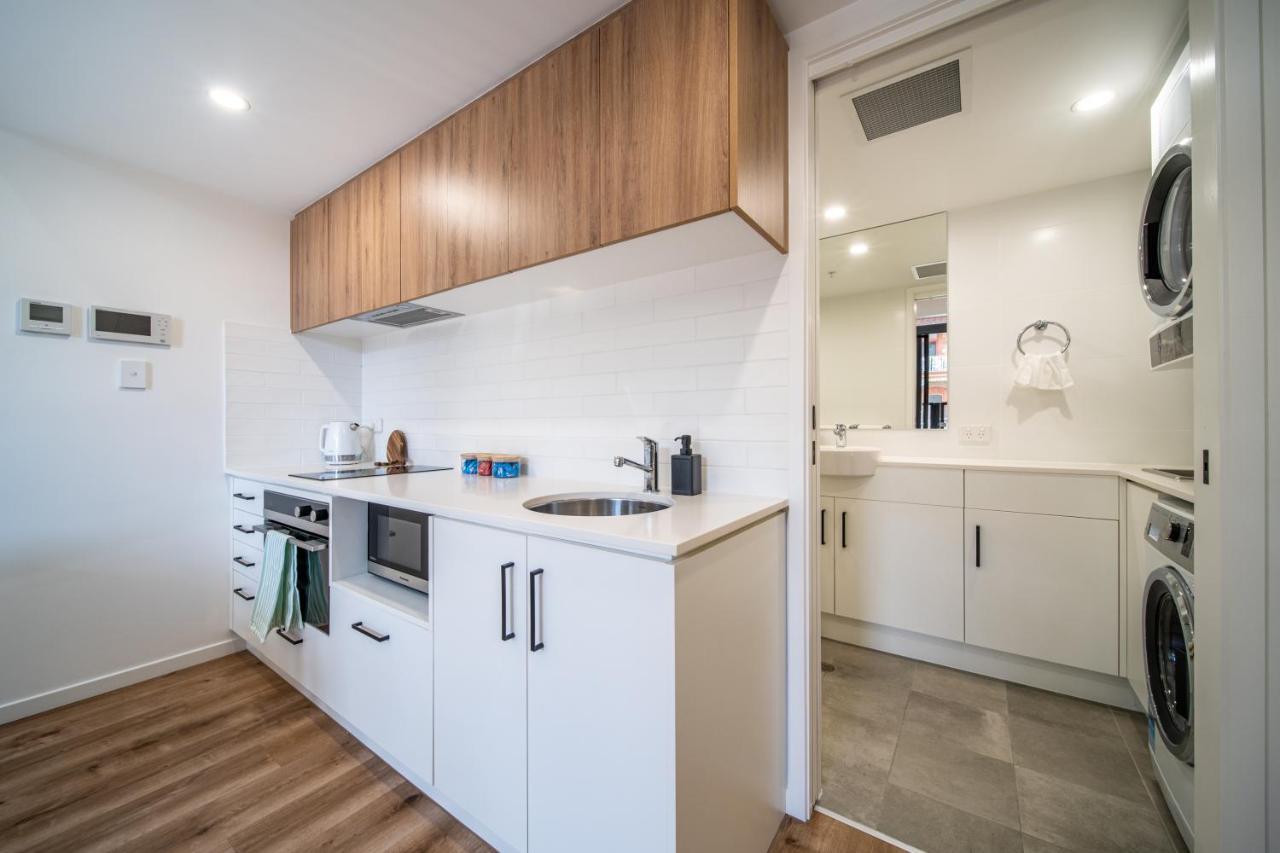 Apartment Happy On Hurtle *