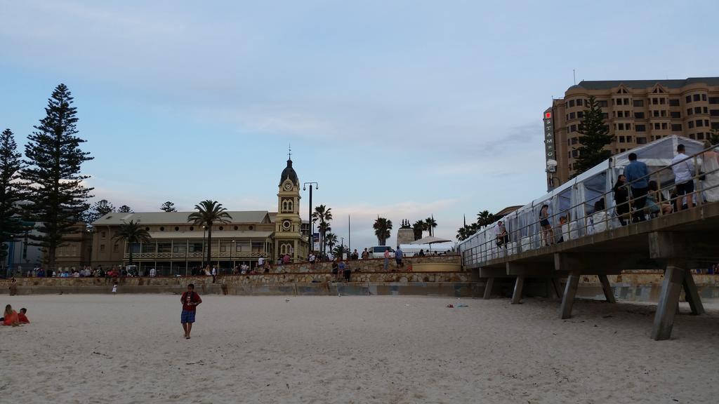 Water Bay Bed & Breakfast 4*