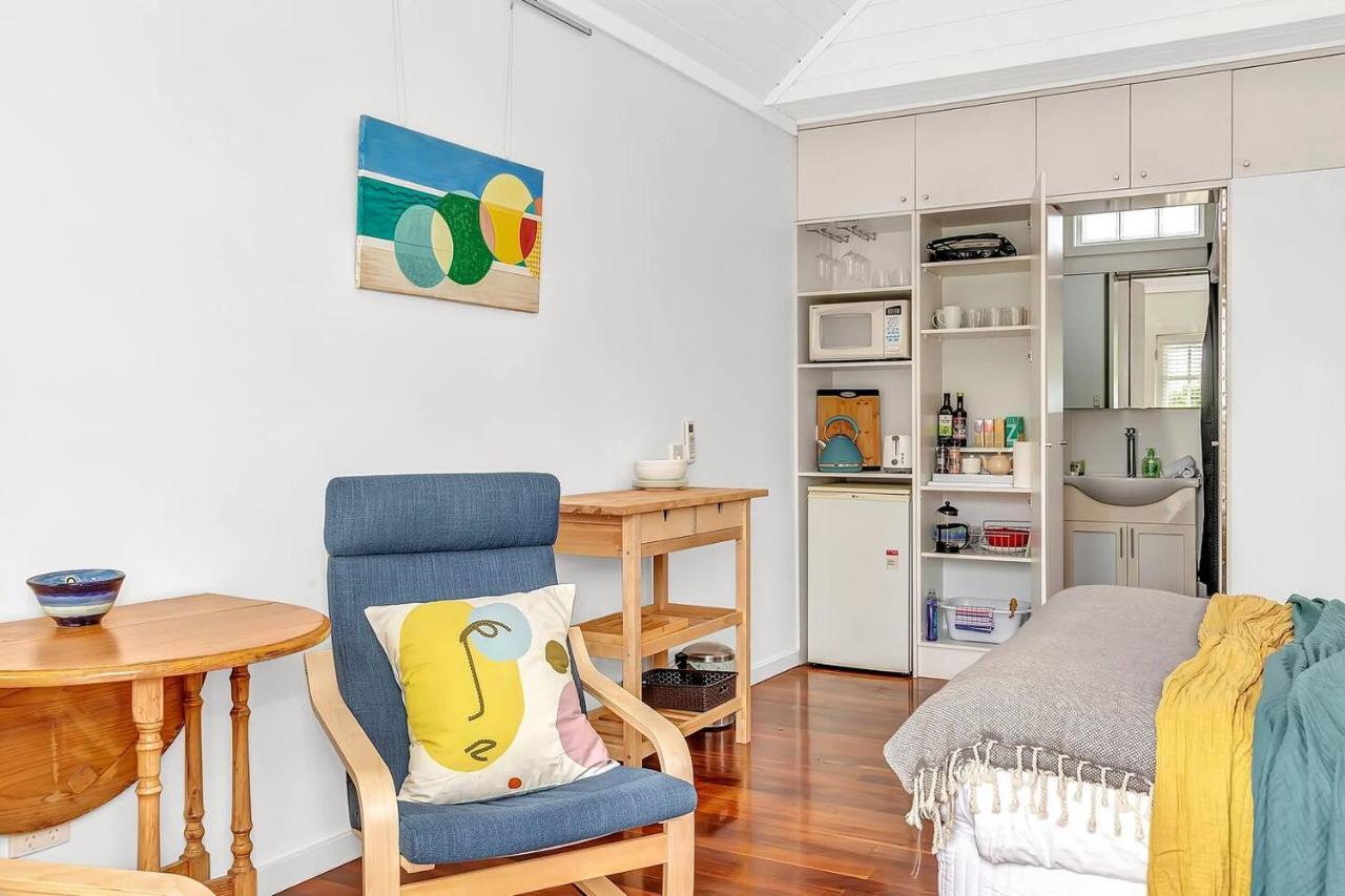 The Seaside Loft - A Breezy Beachside Lifestyle * Adelaide