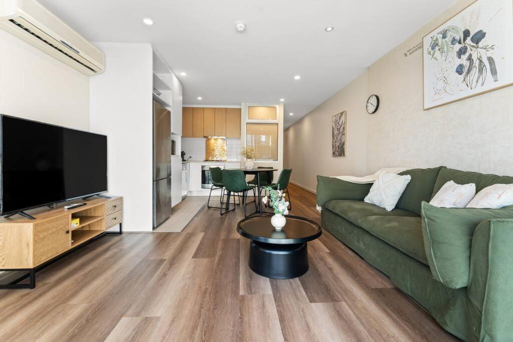 2br Cbd Swimming Pool Sauna Cbd *
