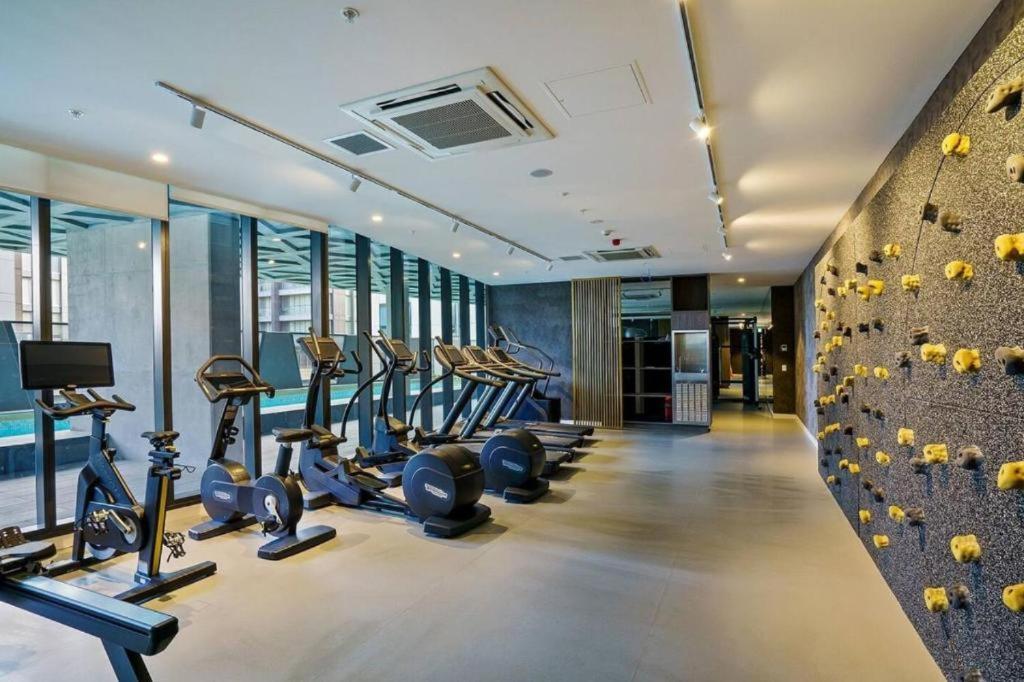 Apartamento Luxury 1 Bedroom In Cbd - 1 Minute Walk To Rundle Mall - Free Wifi & Netflix *