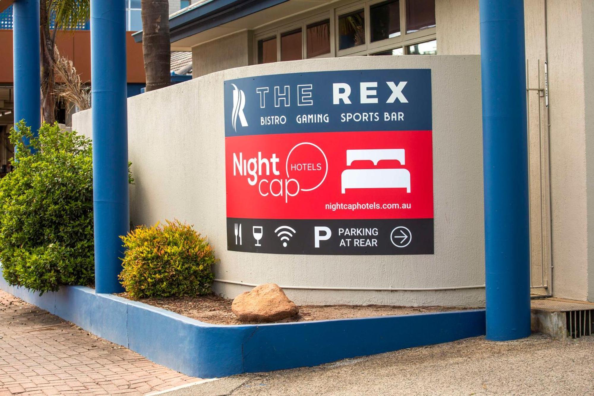 Hotel Nightcap At Rex