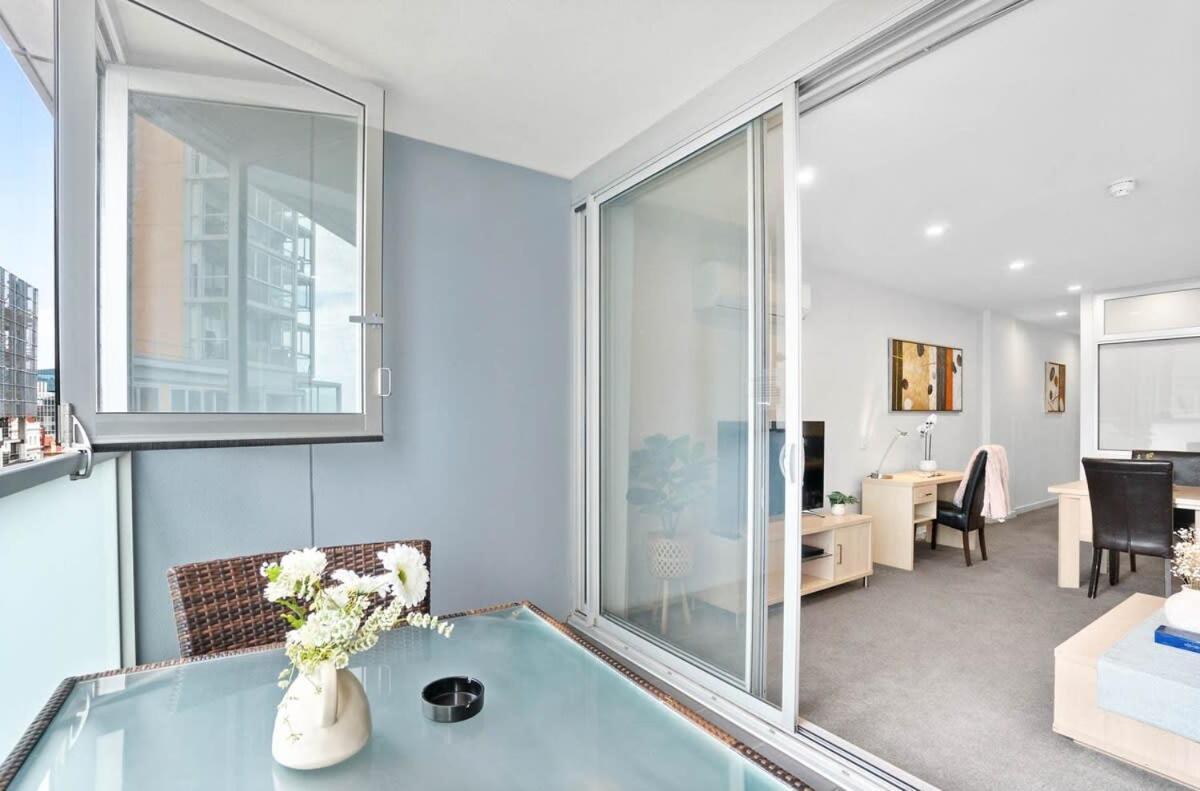 The Cbd Hidden Gem 1br & Walkable Haven *