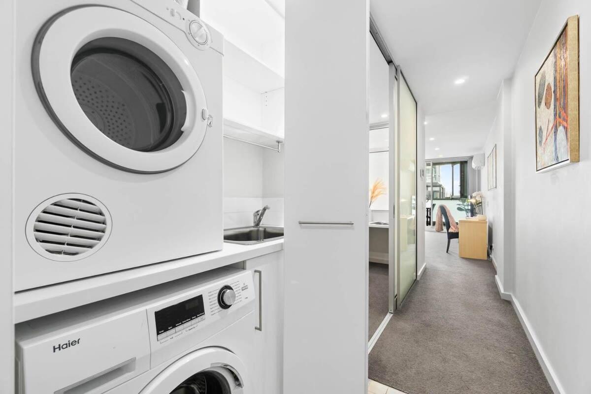 The Cbd Hidden Gem 1br & Walkable Haven * Adelaide