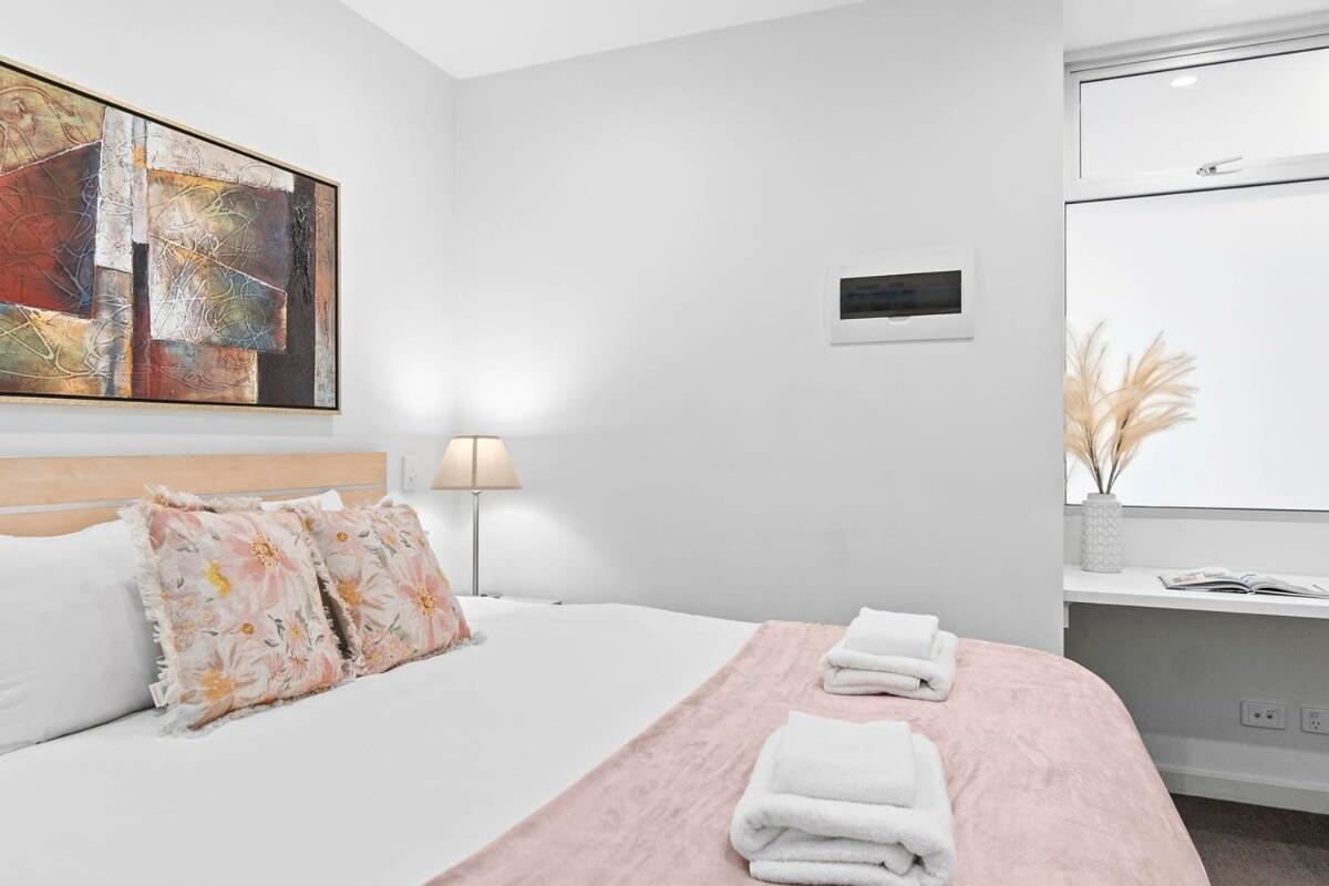 The Cbd Hidden Gem 1br & Walkable Haven Adelaide