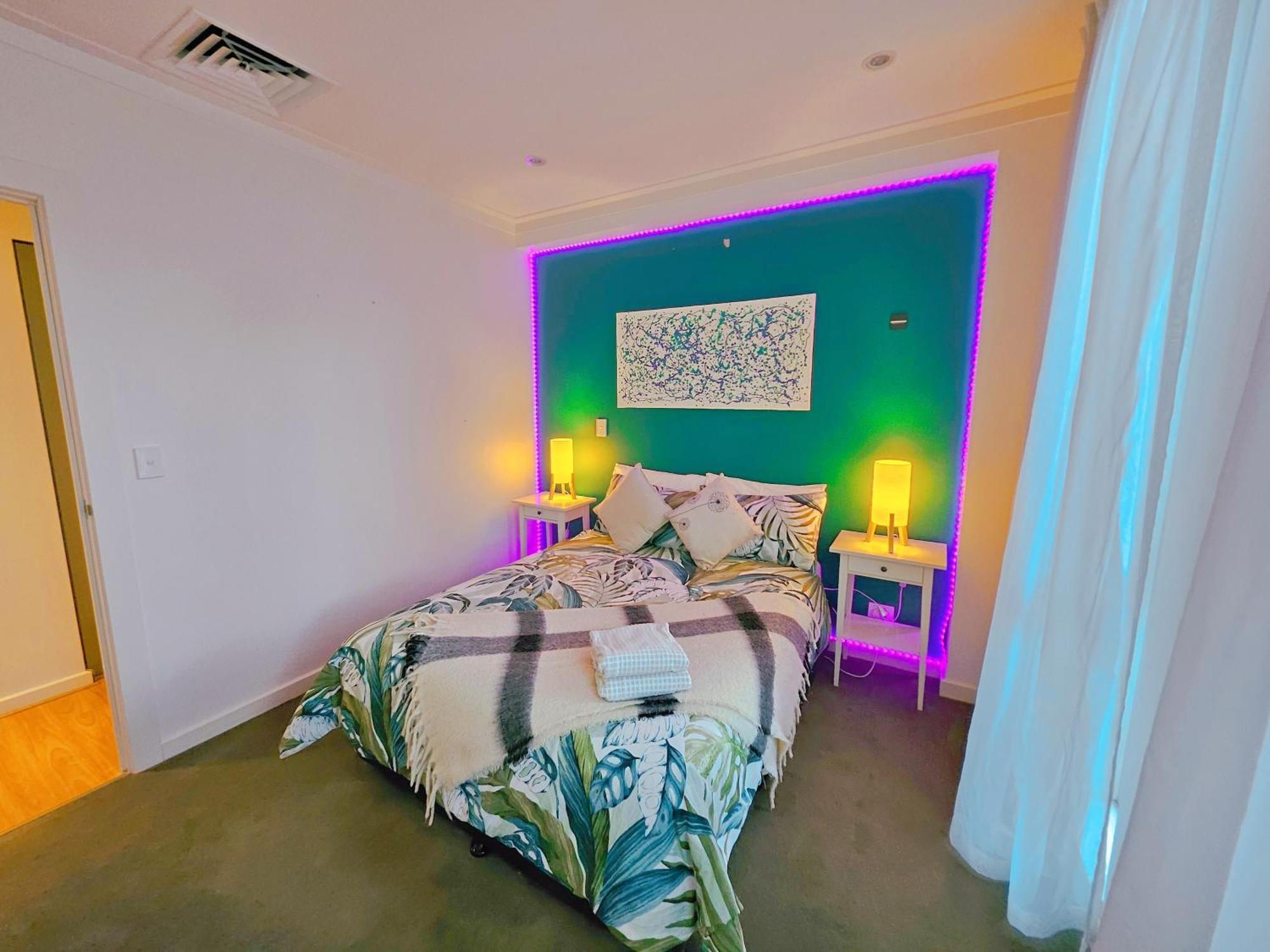 Apartment Tao - Angle Of Rowlands 黑桃睡梦馆 - 罗兰天使 *