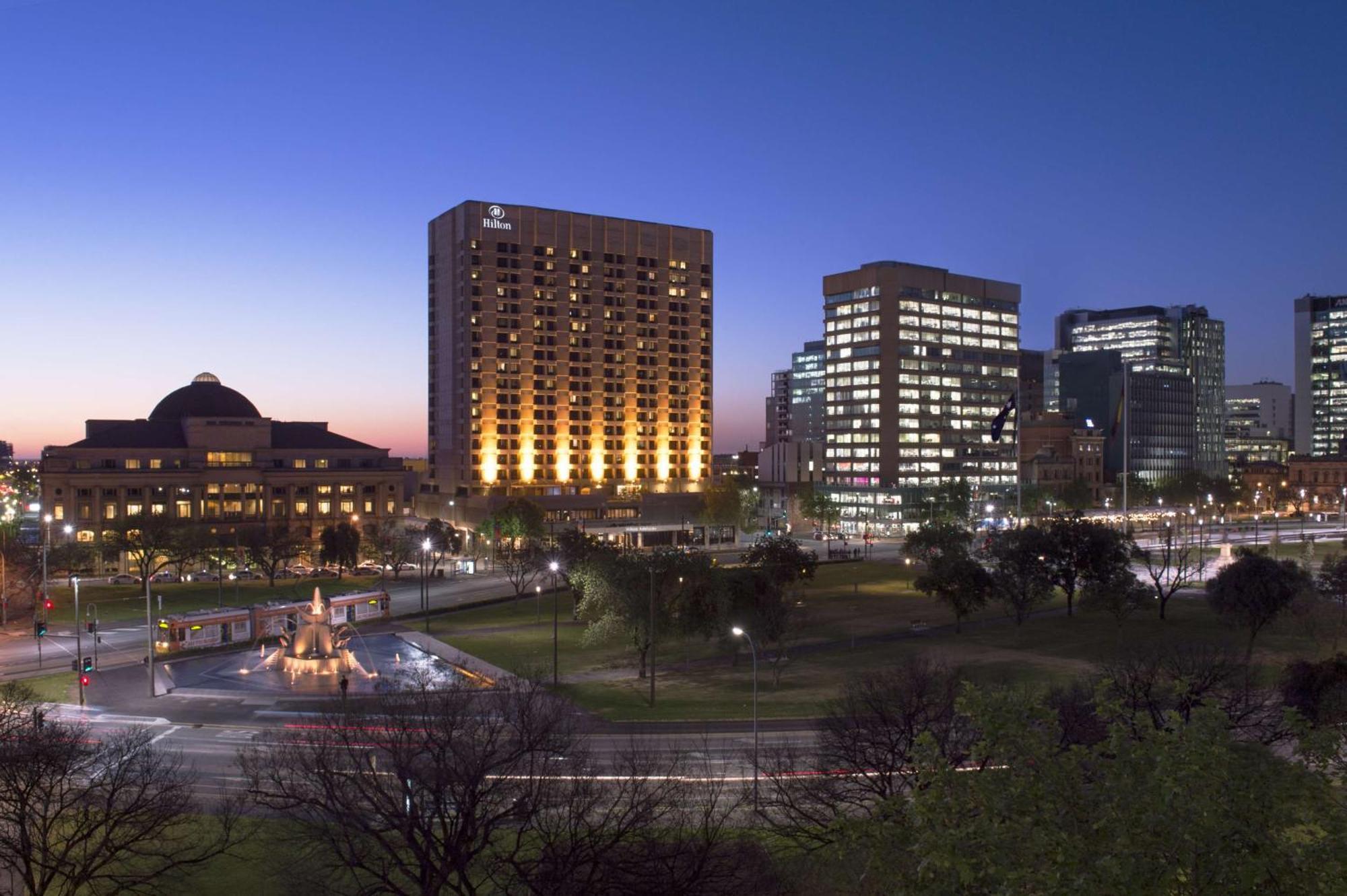 Hilton Hotel 5*