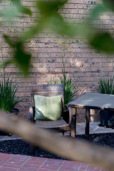 Honeyeater Hidden Gem - 2br Quiet Apartment Adelaide