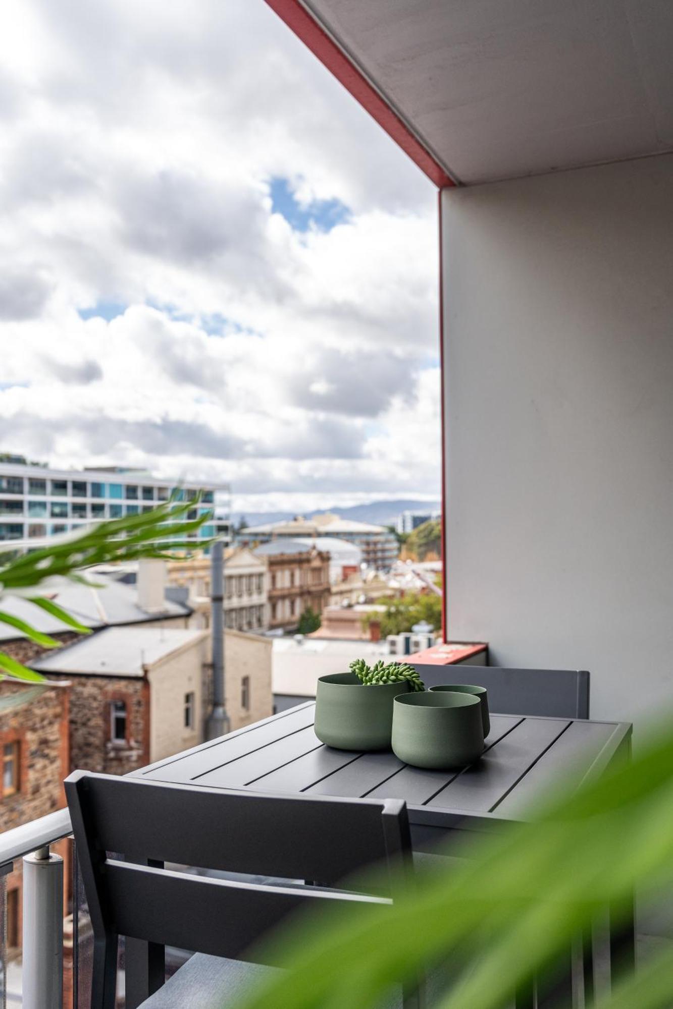 Paradiso On Bent Apartment