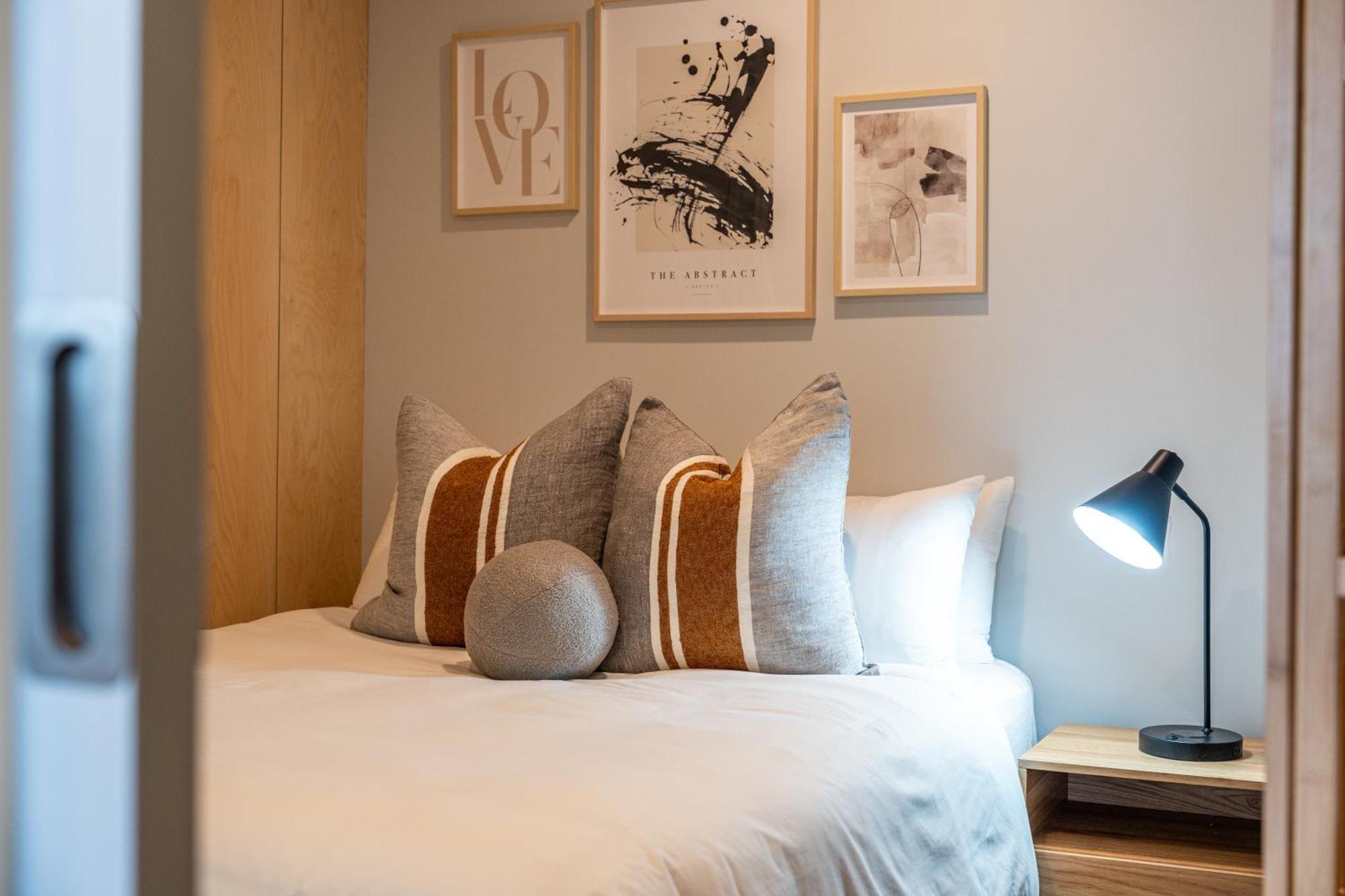 Paradiso On Bent Apartment