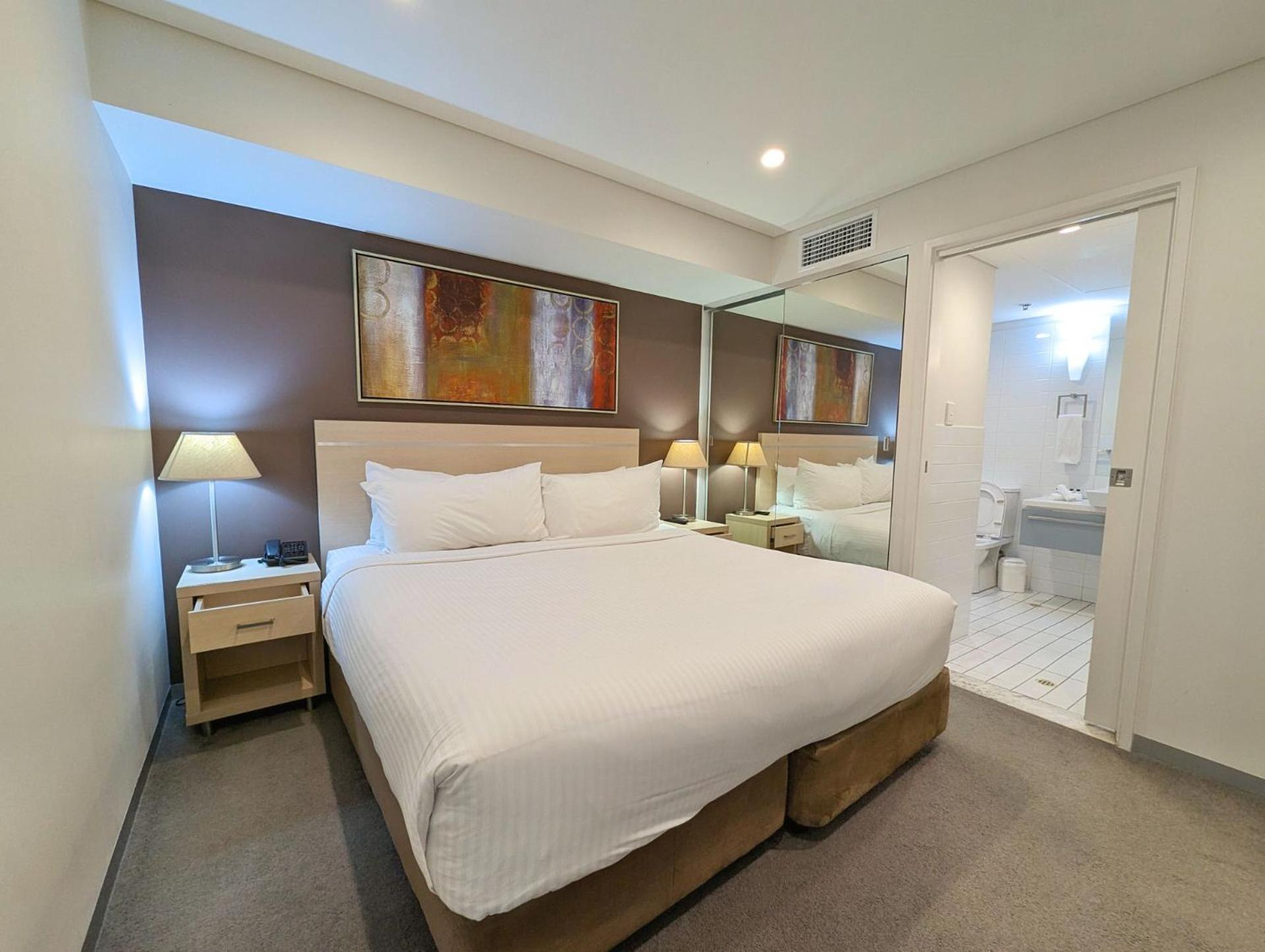 1br On North Terrace *