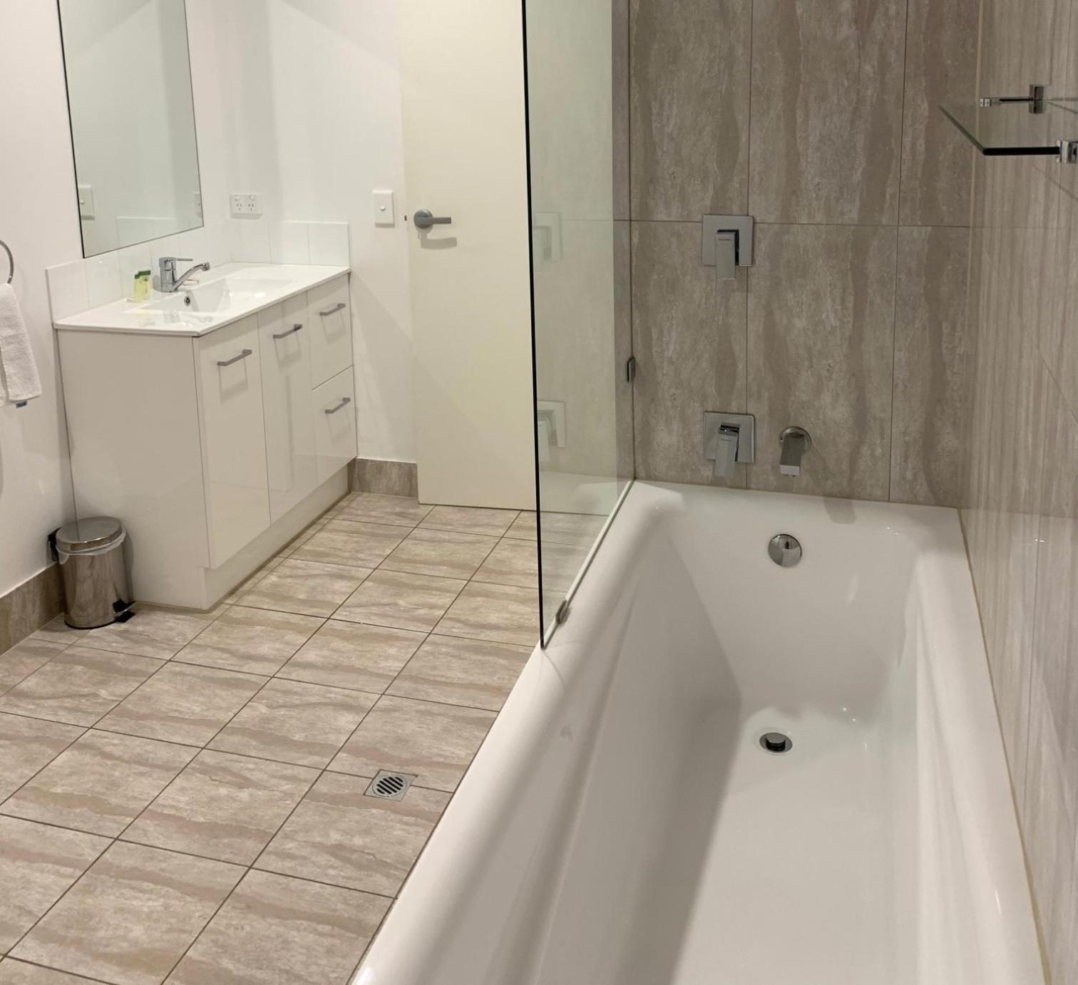 The Palms 4*