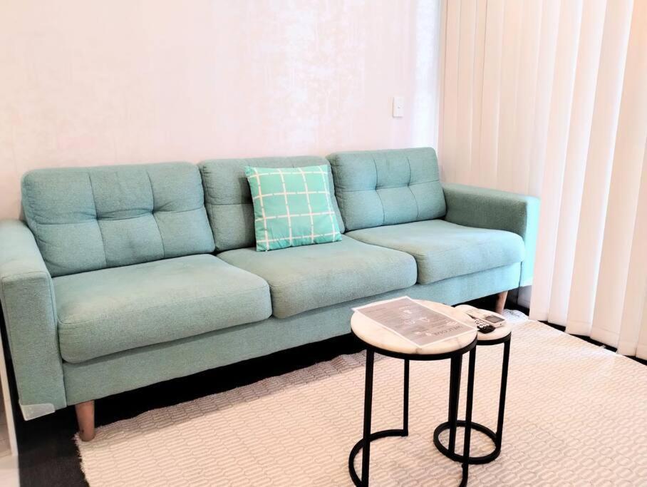 Apartment Lovely 1br On Morphett With Pool & Wi-fi