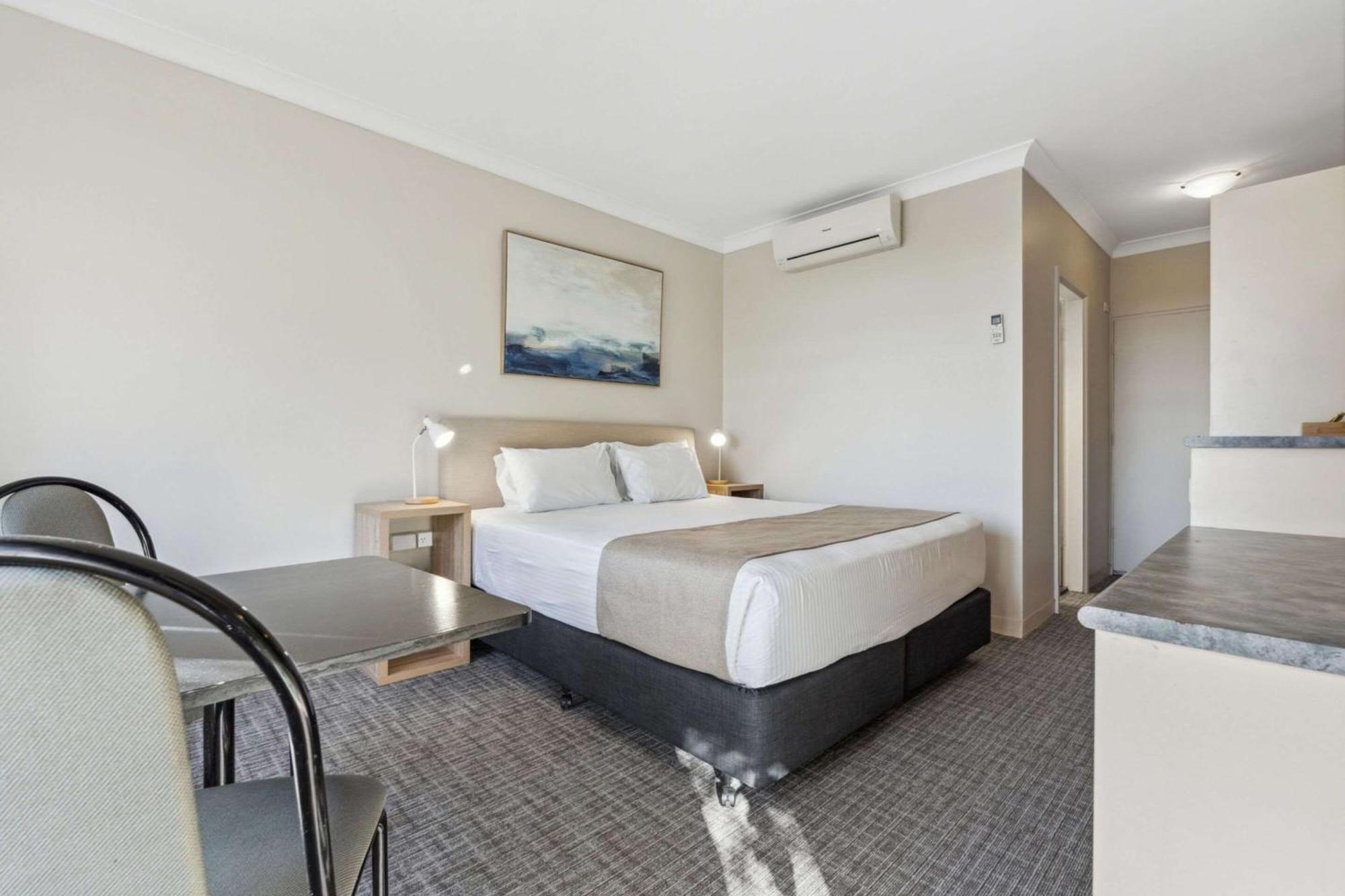Econo Dockside Glenelg Alojamento *