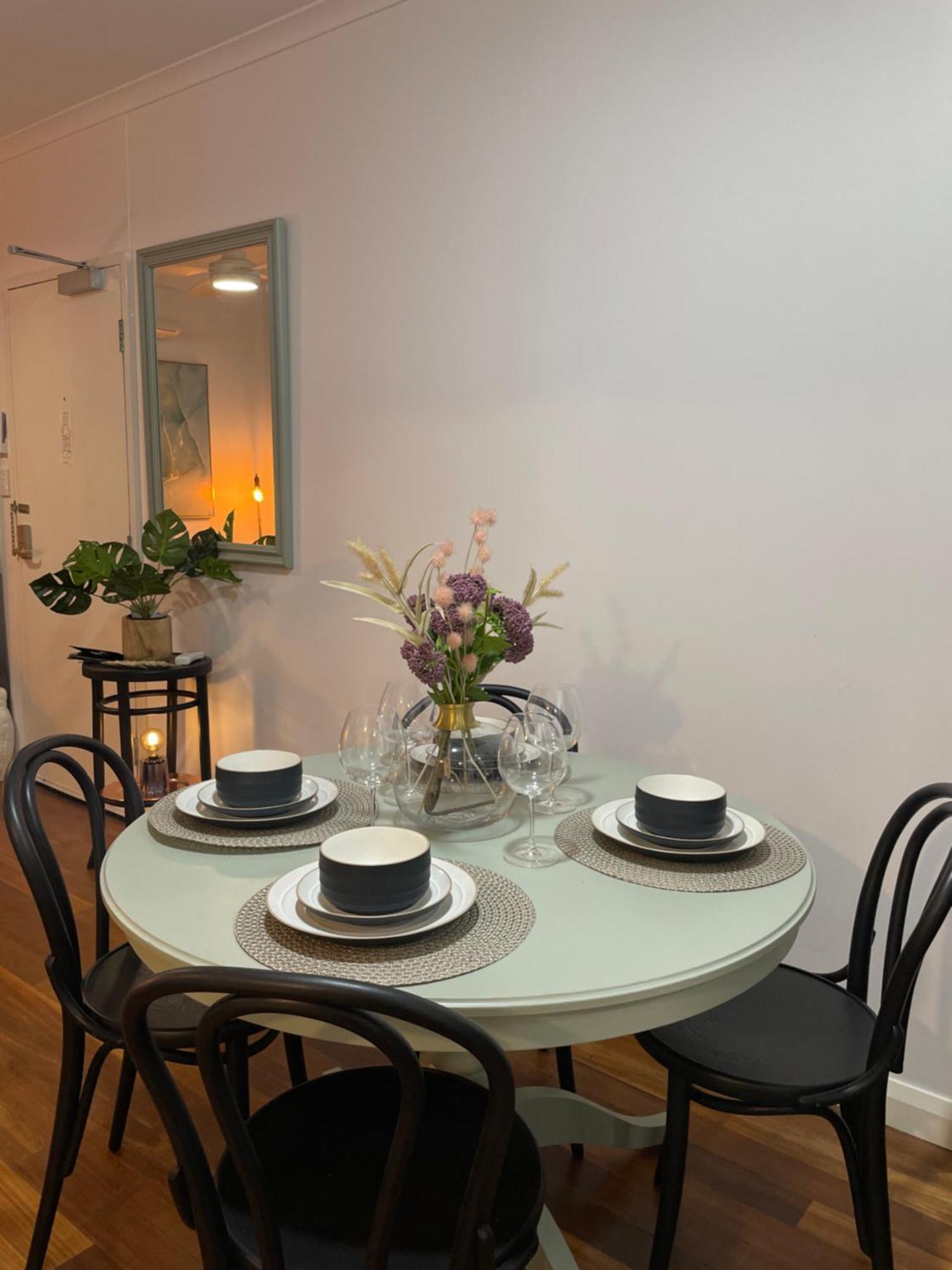 Compton Street Apartment *