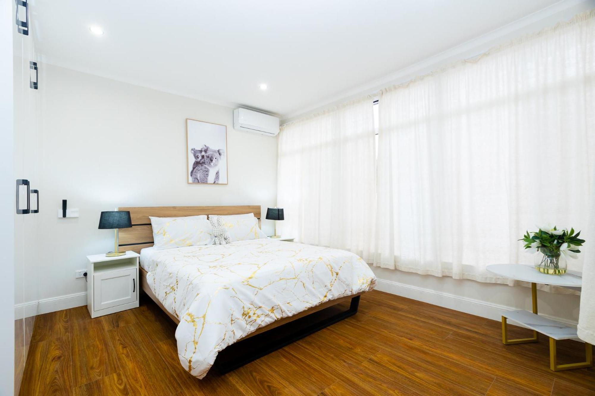 Escape And Business-3bath Full Kitchen Fast Wifi 3tv-for Large Families And Group Guest house Adelaide