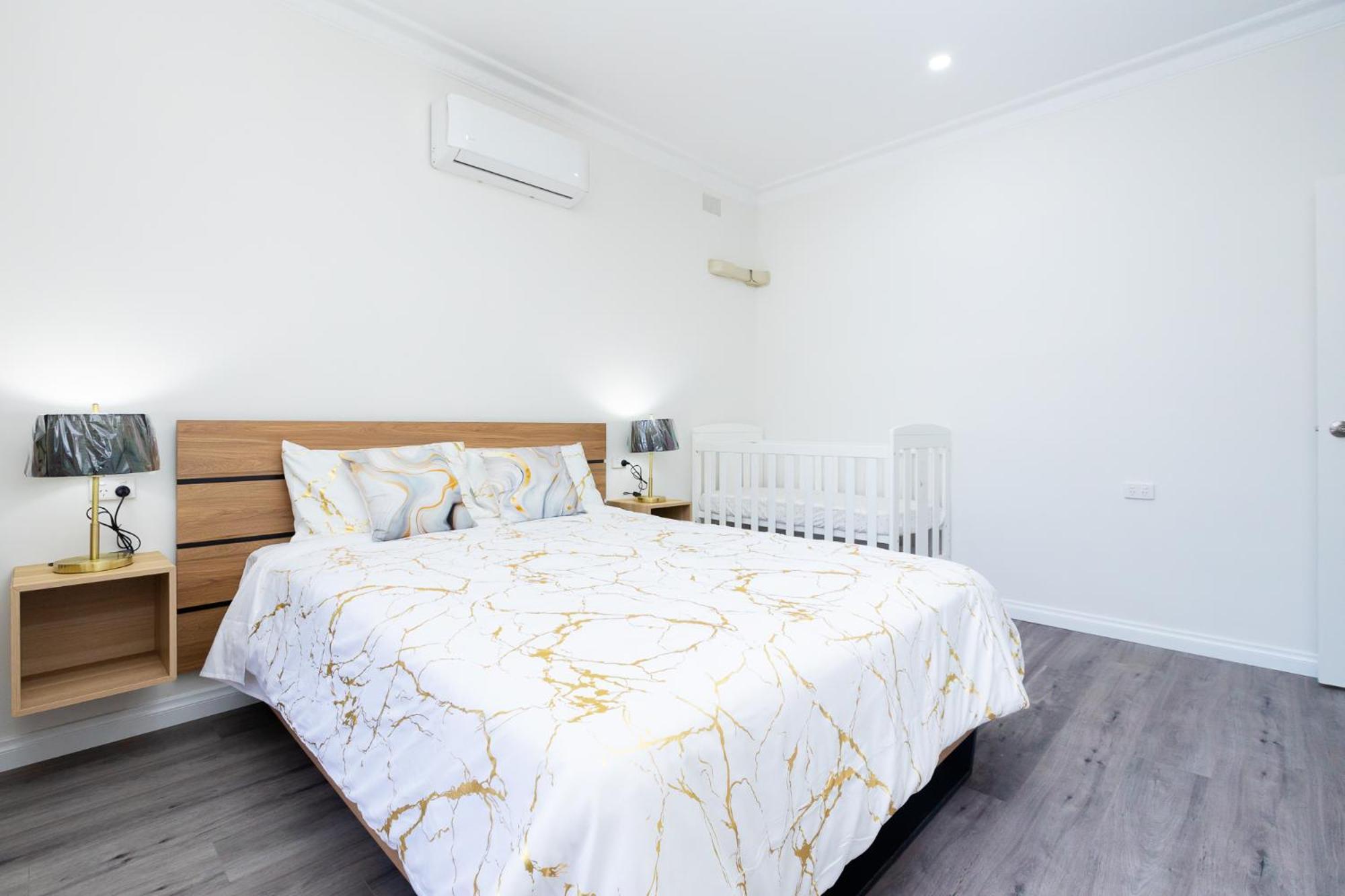 Escape And Business-3bath Full Kitchen Fast Wifi 3tv-for Large Families And Group Guest house *