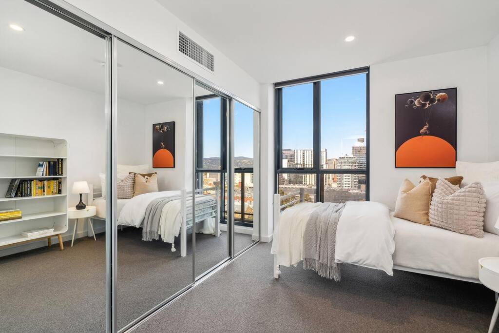 Apartment View Pool Gym Free Park Adelaide