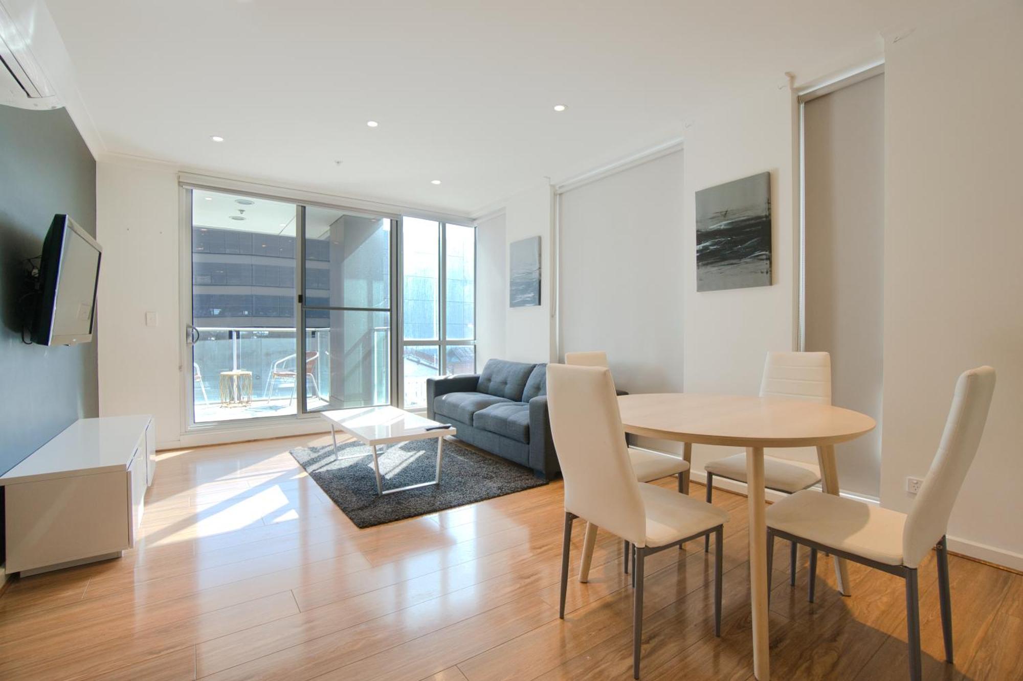 Amyra Residences At The Rowlands