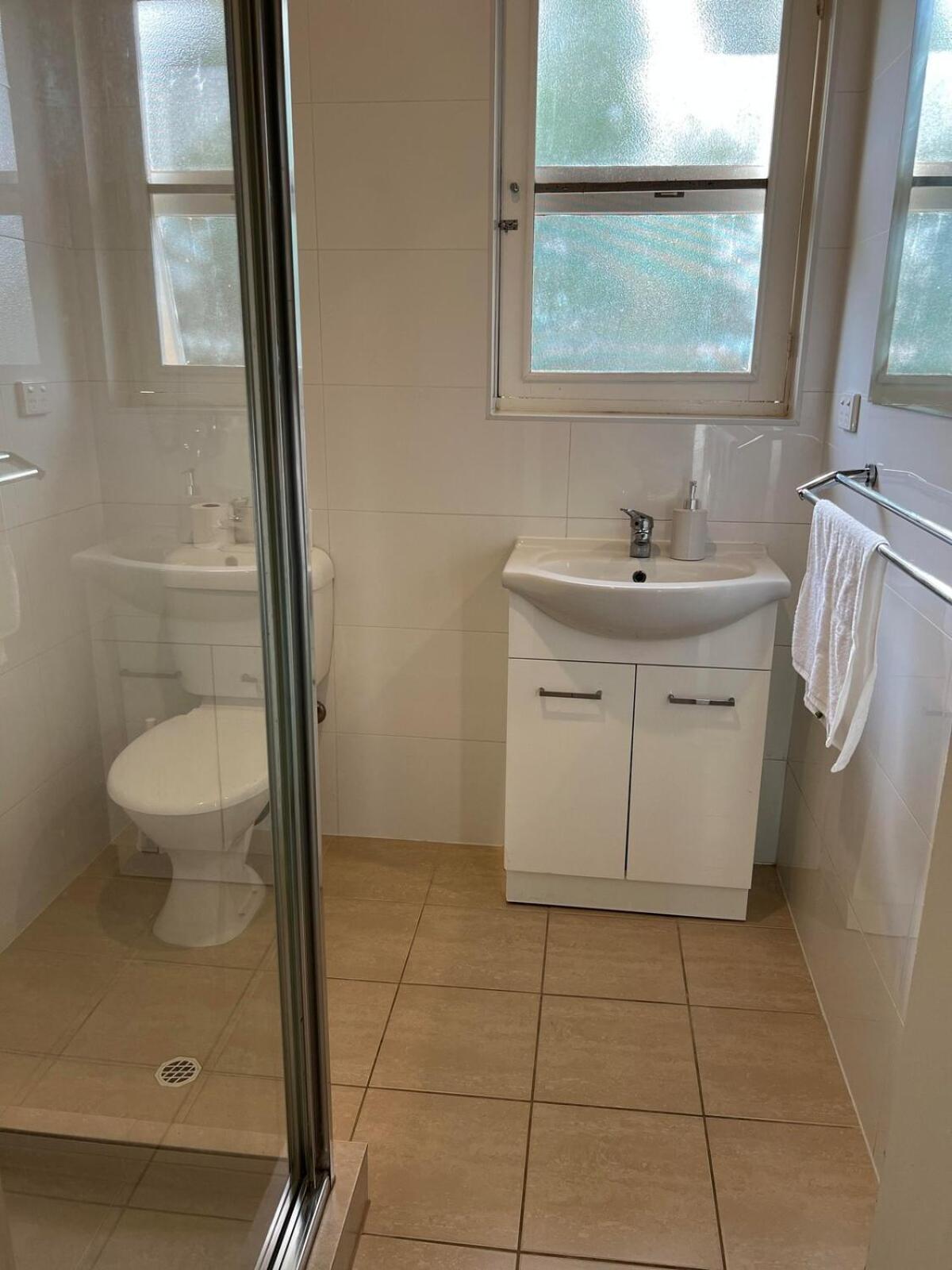 In Kensington Park Apartment *