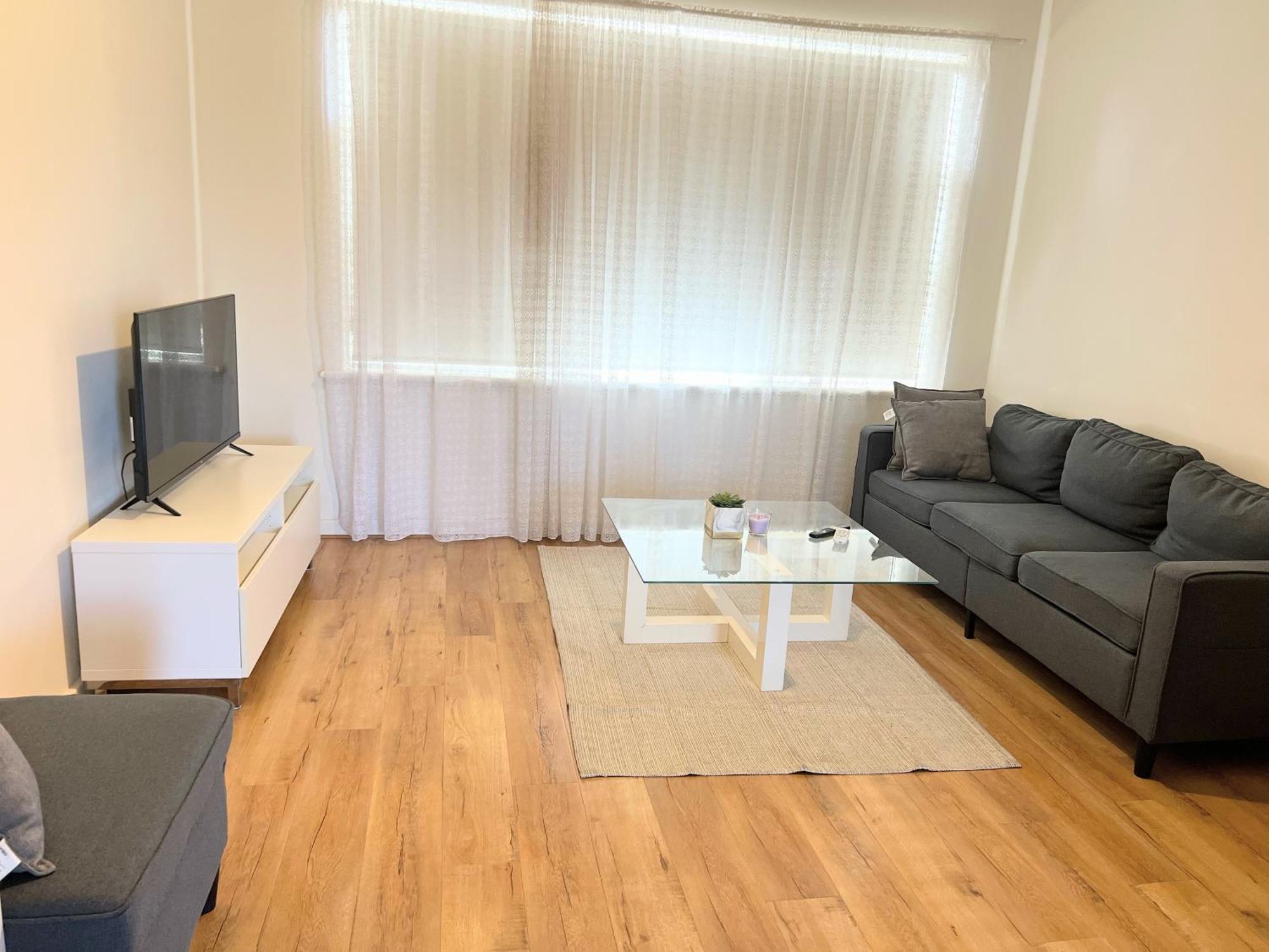 Apartment In Kensington Park