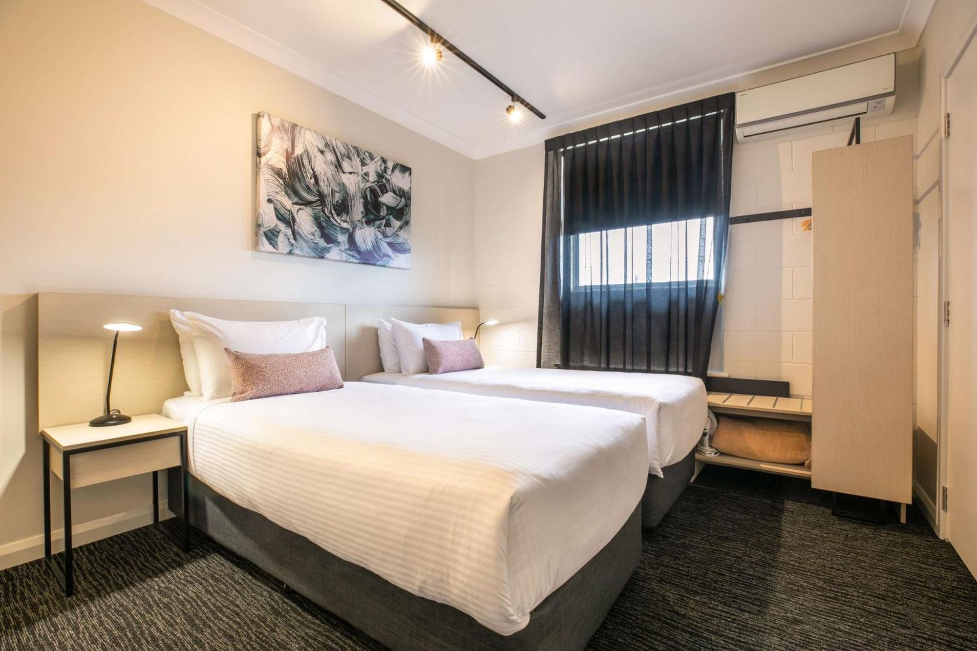 Hotel Nightcap At Hendon Adelaide