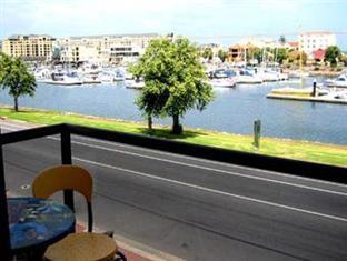 Bayswaterfront * Adelaide