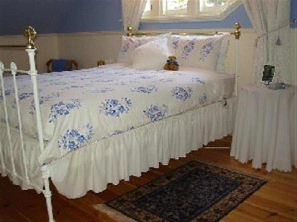 Water Bay Bed & Breakfast 4*