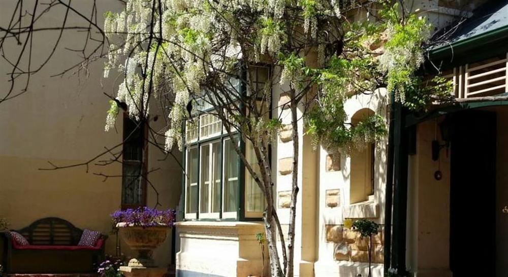 Water Bay Bed & Breakfast