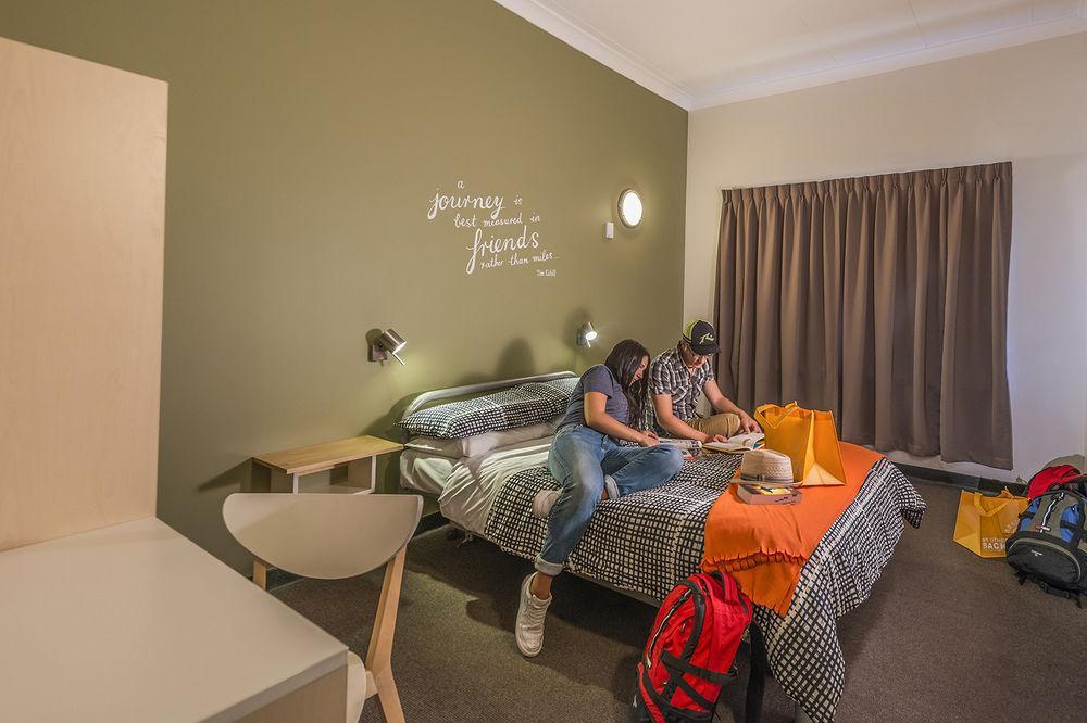 Yha * Adelaide