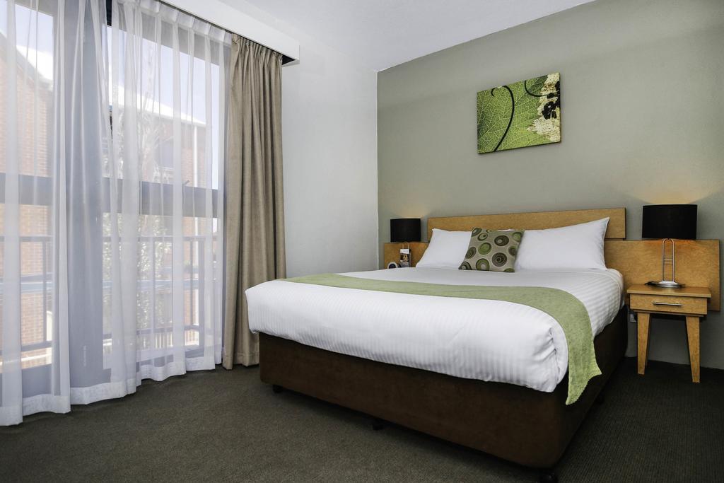 Breakfree Aparthotel Adelaide