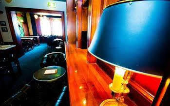 Hotel Largs Pier