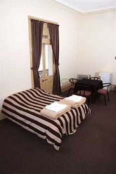 Metropolitan 3*
