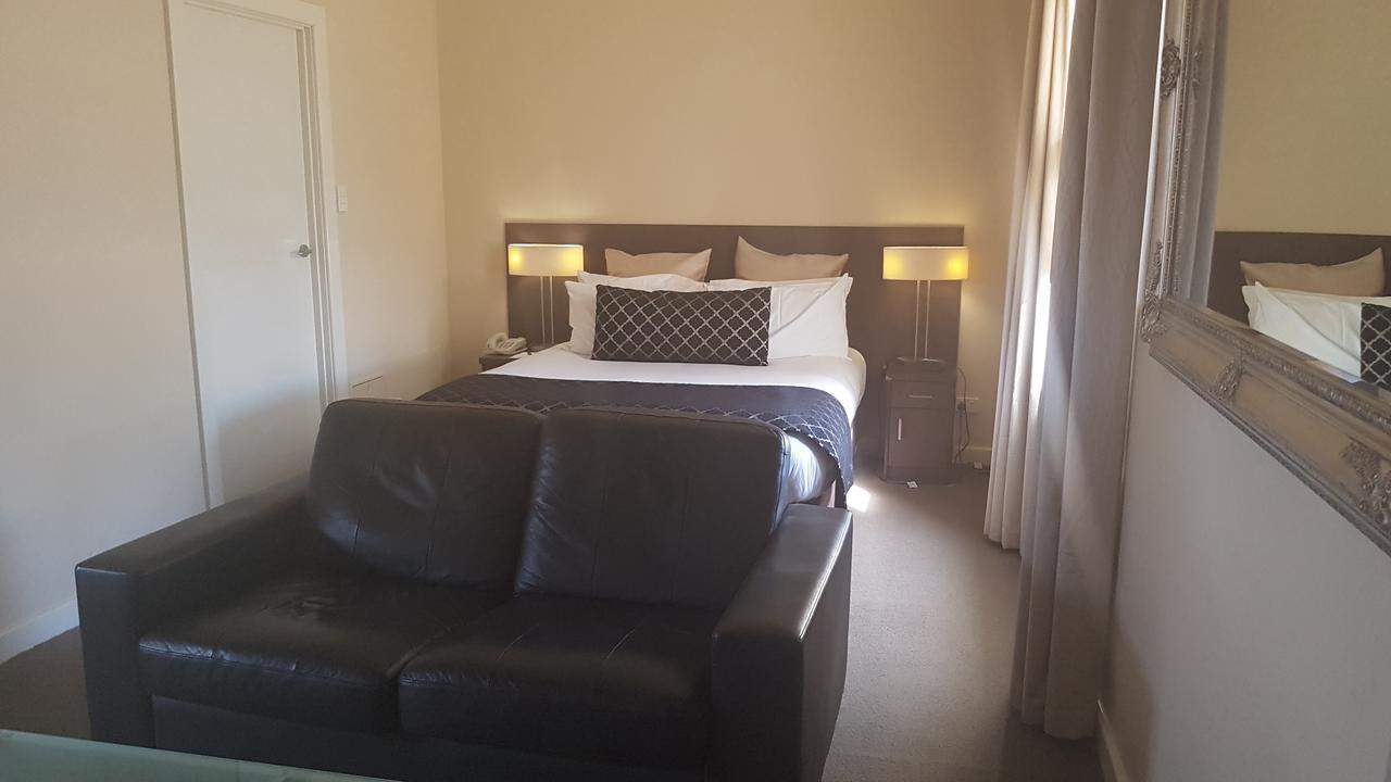 Hotel Largs Pier Adelaide