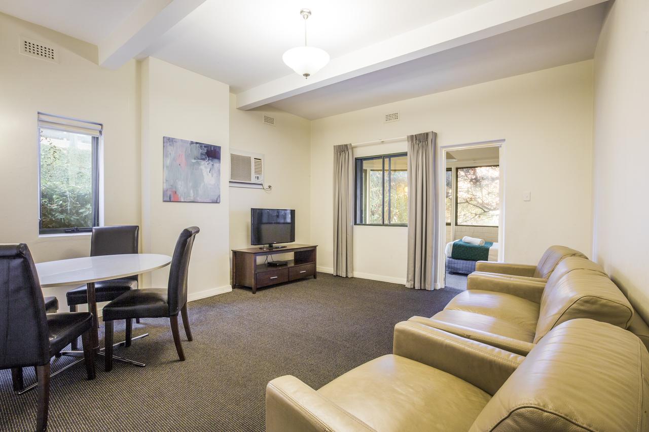 Greenways Aparthotel