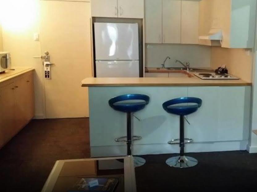 Hotel Chifley On South Terrace 3*