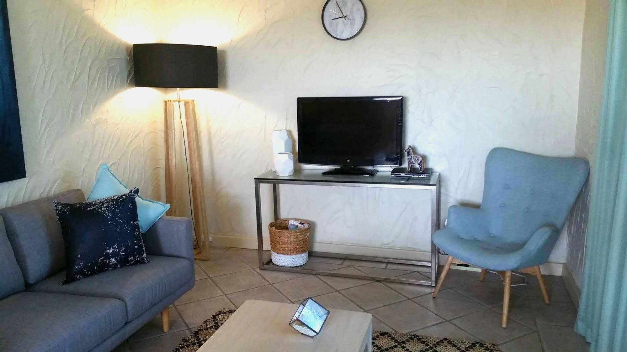 Bayswaterfront Apartamento *