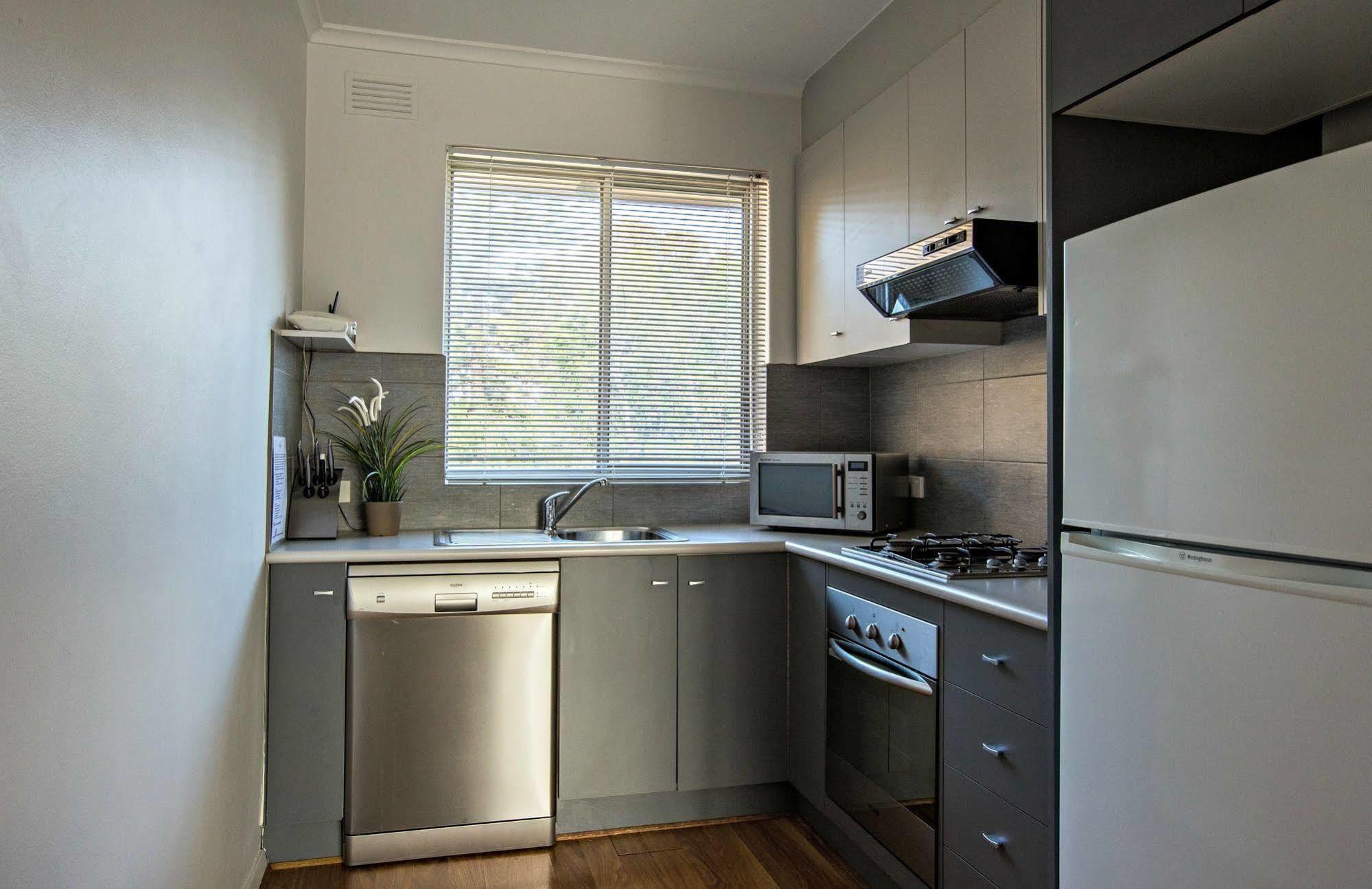Dress Circle - Childers Street 4* Adelaide
