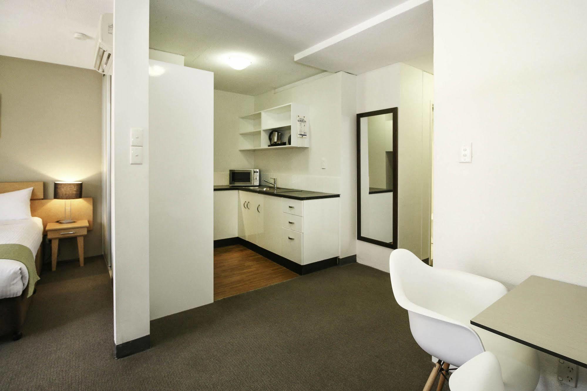 Aparthotel Breakfree Adelaide