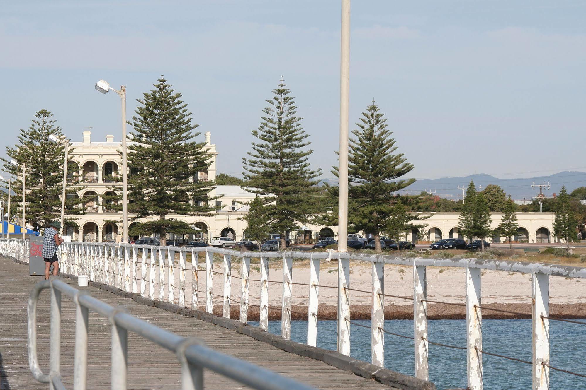 Largs Pier 4*