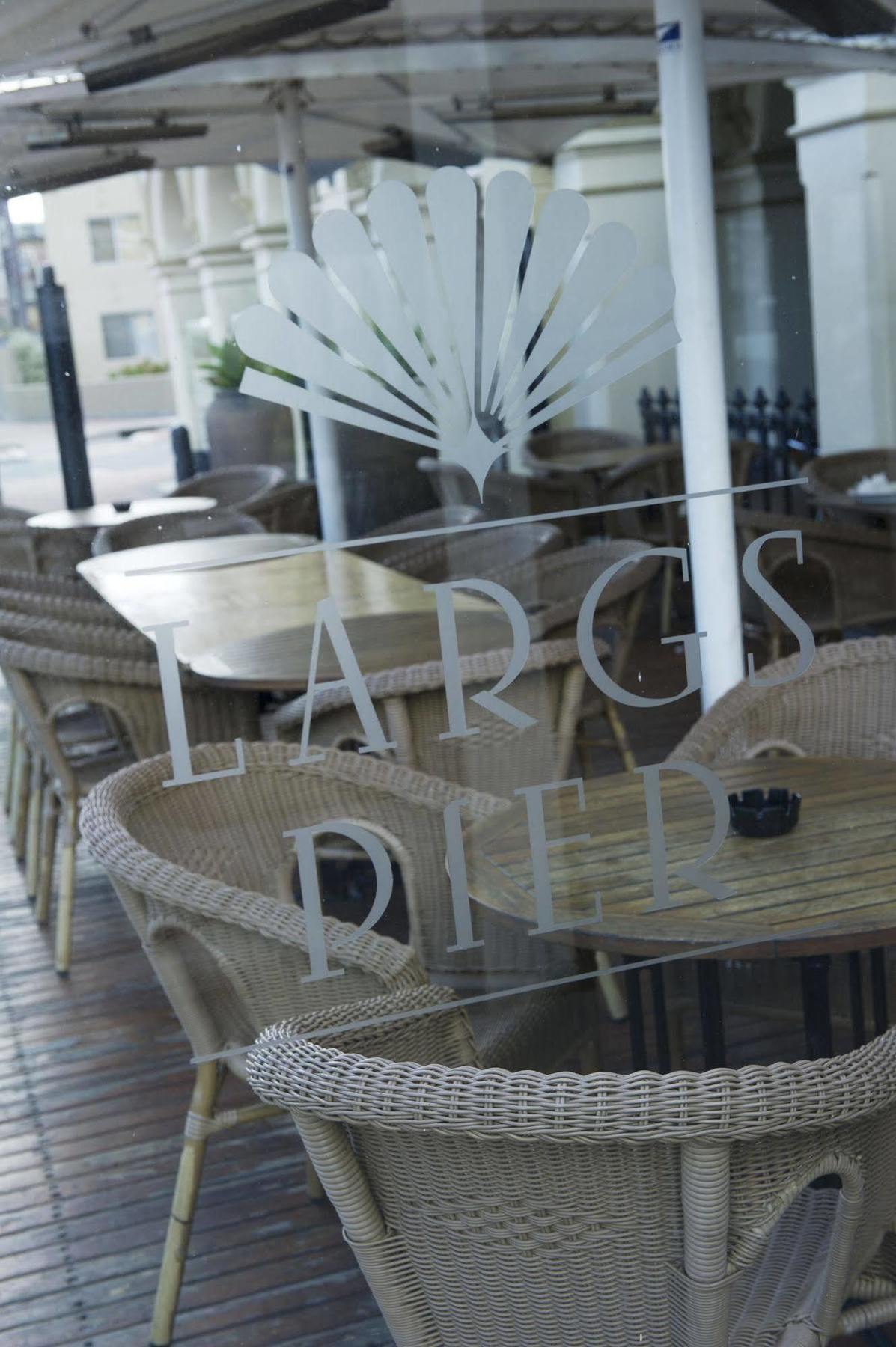 Largs Pier Hotel 4*