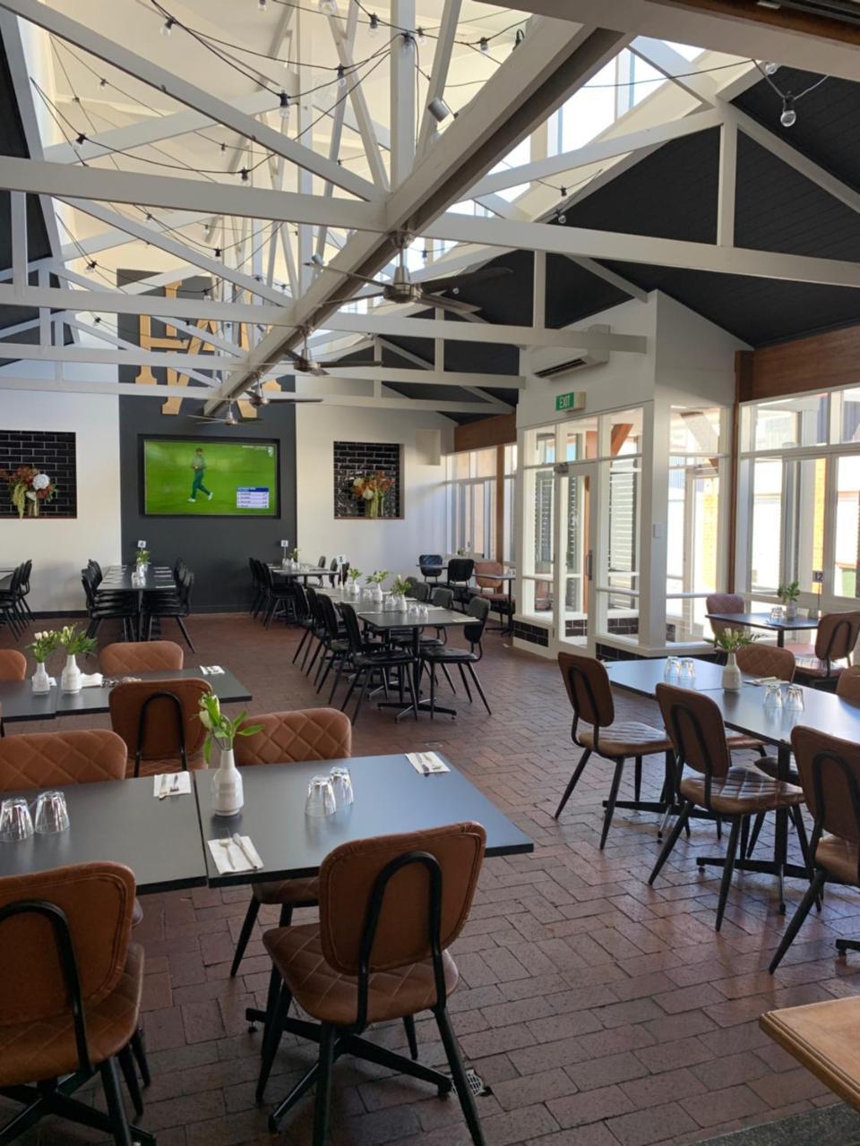 The Wellington 3* Adelaide