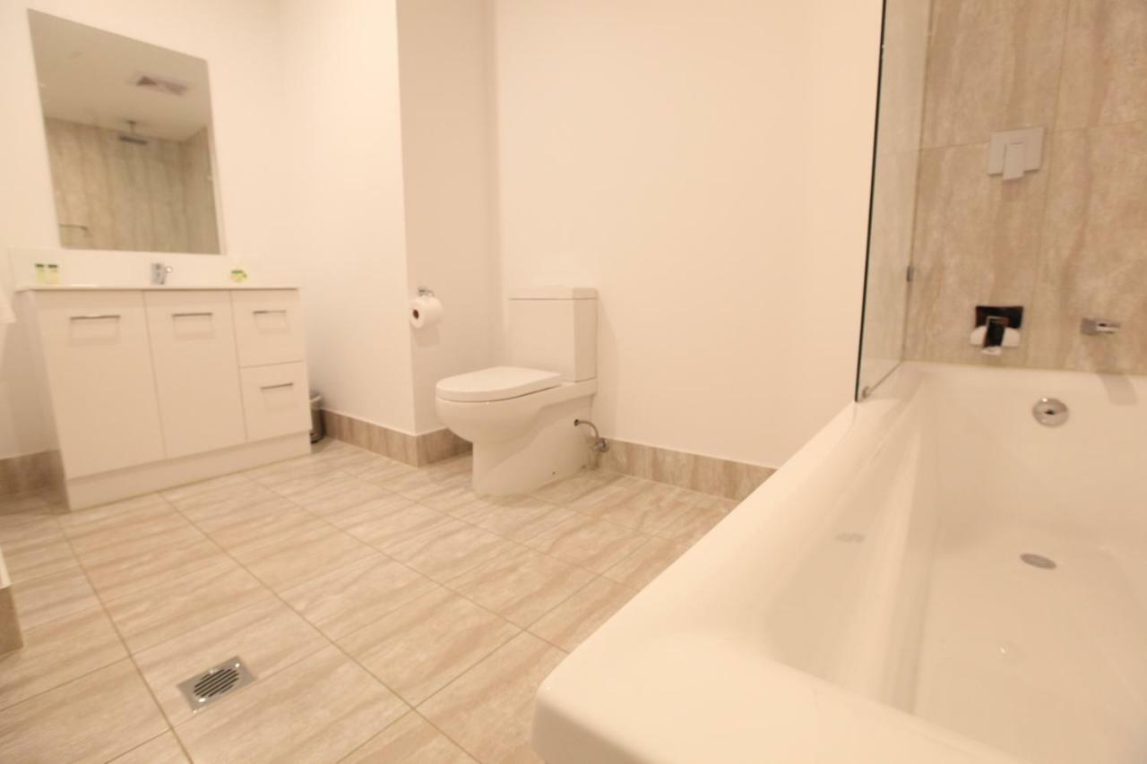 The Palms Aparthotel 4*