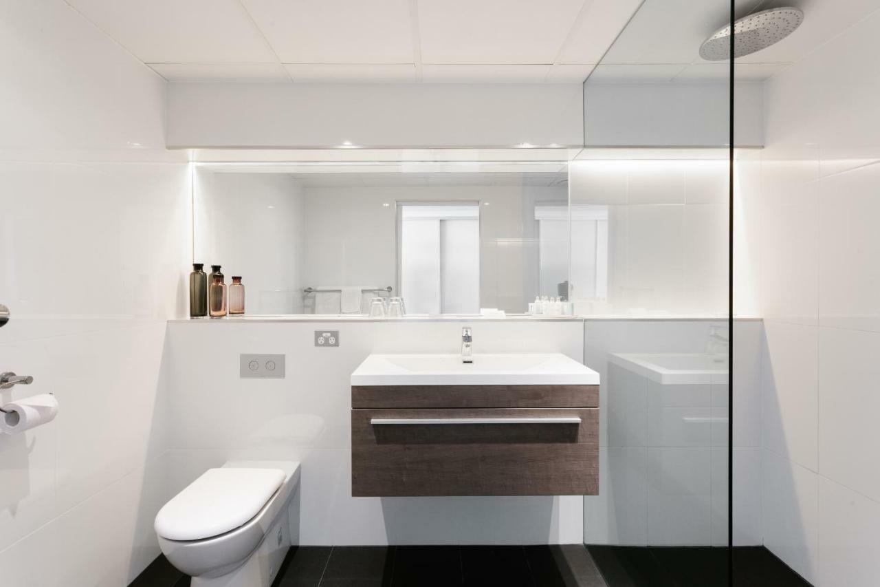 Hotel Lakes Adelaide