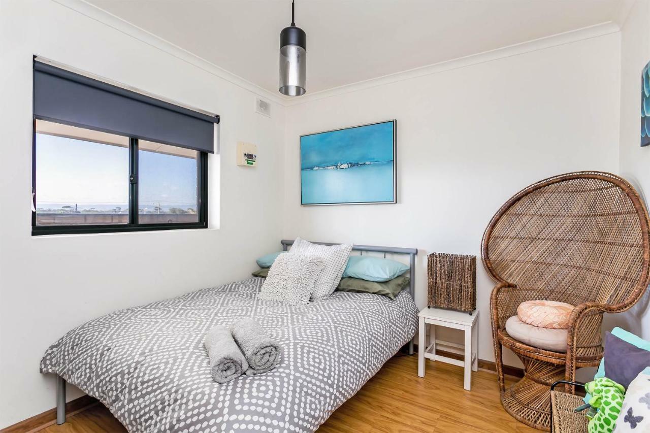 Apartment Blissful Beachfront Beachouse Adelaide