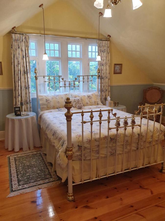 Water Bay Bed & Breakfast