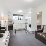 Adelaide Dresscircle Apartment - Sussex St
