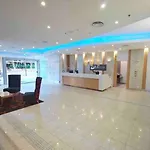 96 North Terrace Spa Apartment