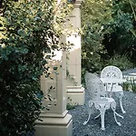 The Gallery Bed And Breakfast